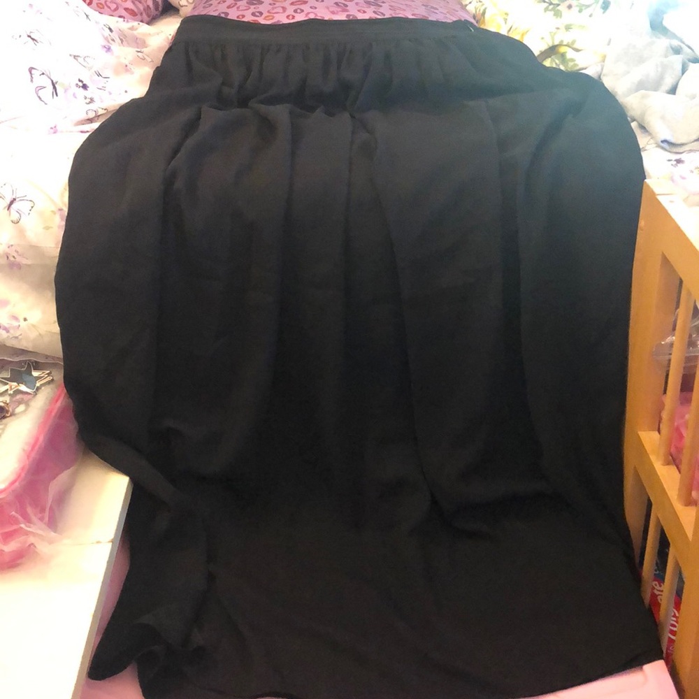 Banana Republic long black skirt. Size 10.